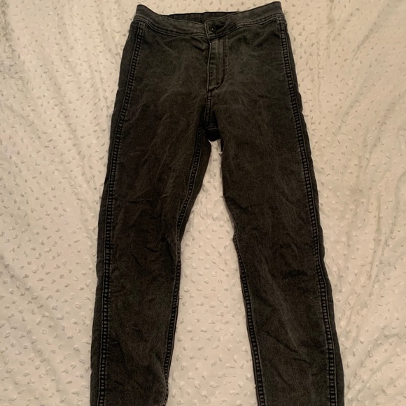 Gray acid wash high wasted jeans - Picture 1 of 2
